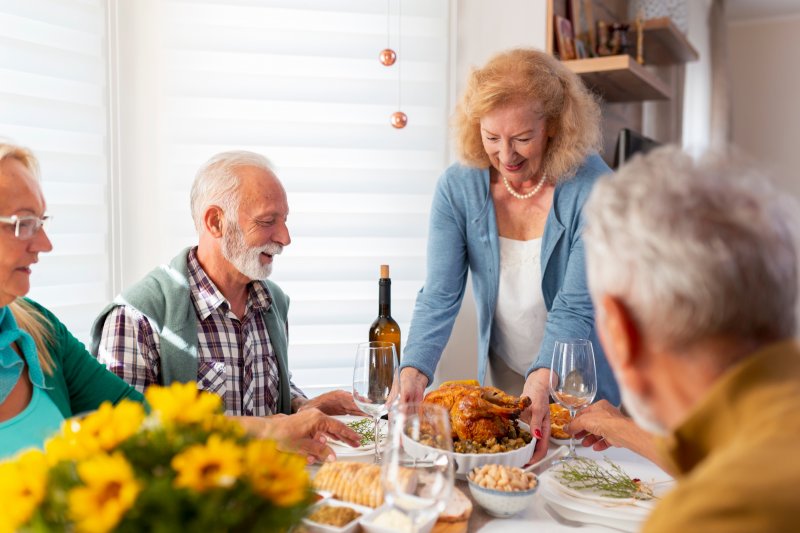 family enjoying Thanksgiving